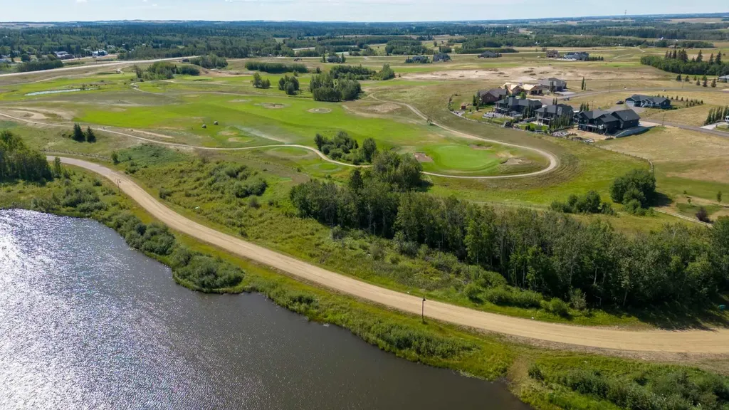 309 Wolf Run Drive Rural Ponoka County AB T4J 0B3