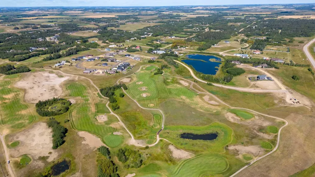 309 Wolf Run Drive Rural Ponoka County AB T4J 0B3