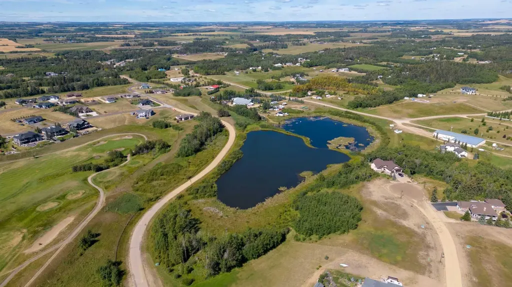 309 Wolf Run Drive Rural Ponoka County AB T4J 0B3