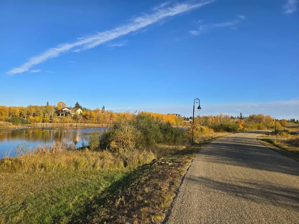 309 Wolf Run Drive Rural Ponoka County AB T4J 0B3
