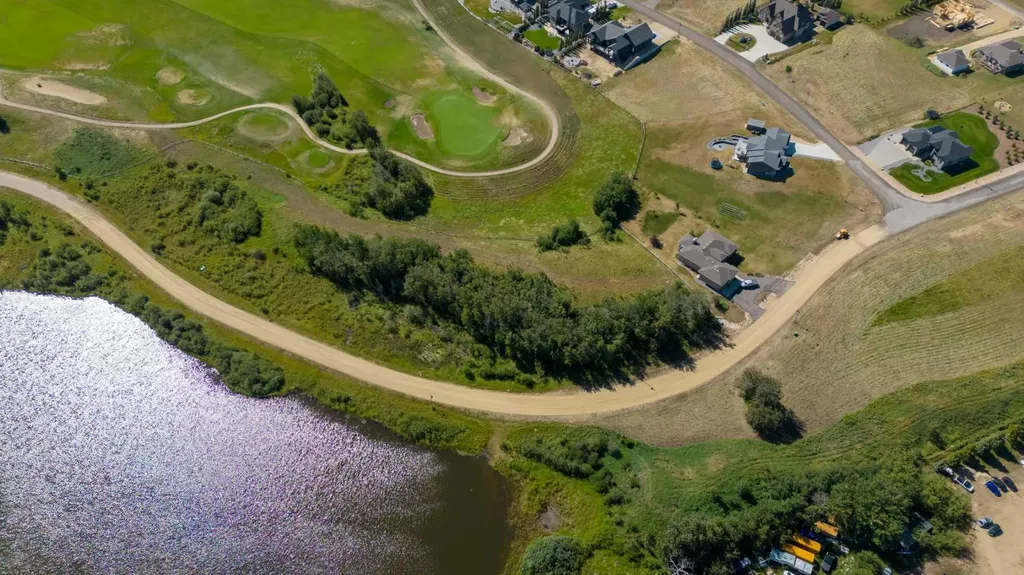 309 Wolf Run Drive Rural Ponoka County AB T4J 0B3
