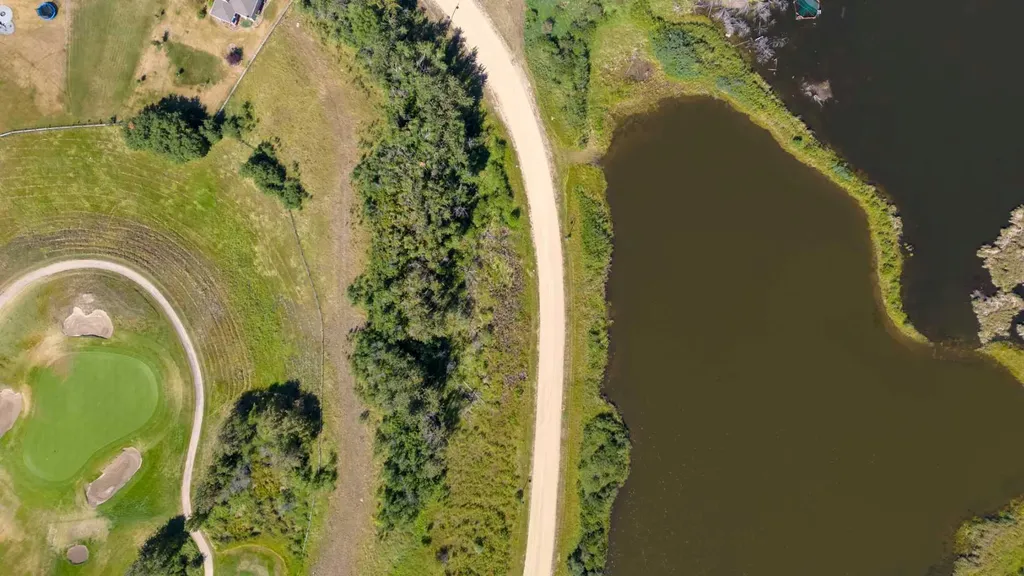 309 Wolf Run Drive Rural Ponoka County AB T4J 0B3