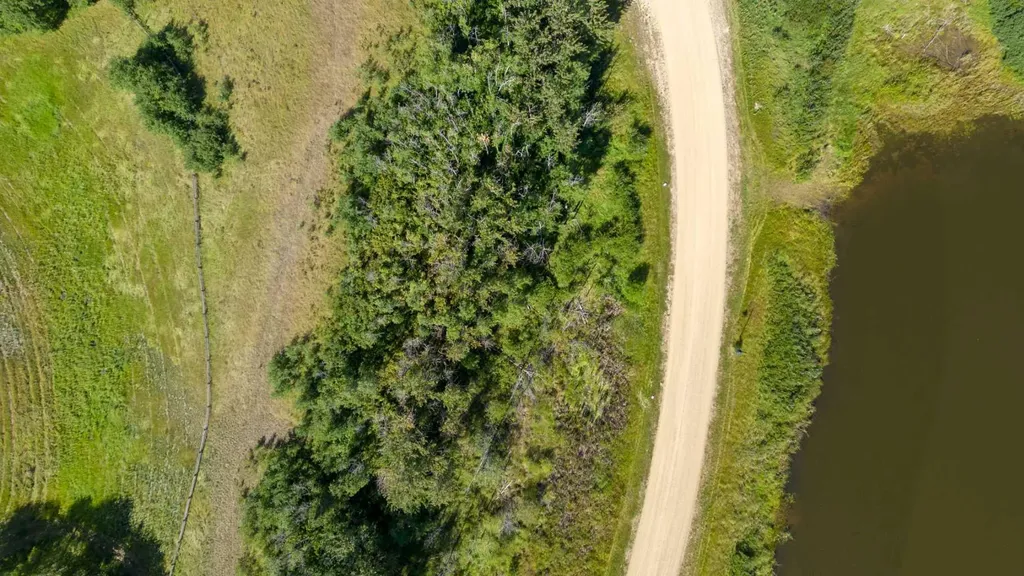 309 Wolf Run Drive Rural Ponoka County AB T4J 0B3
