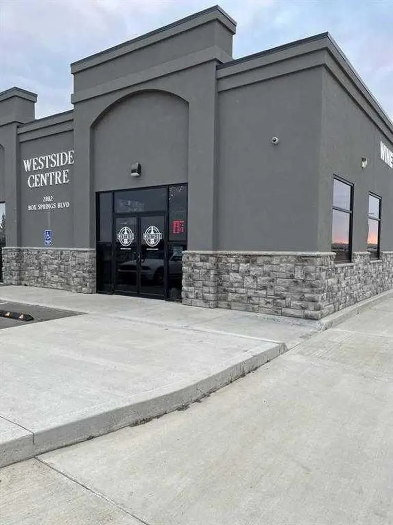 2882 Box Springs Boulevard Medicine Hat AB T1C 0C8