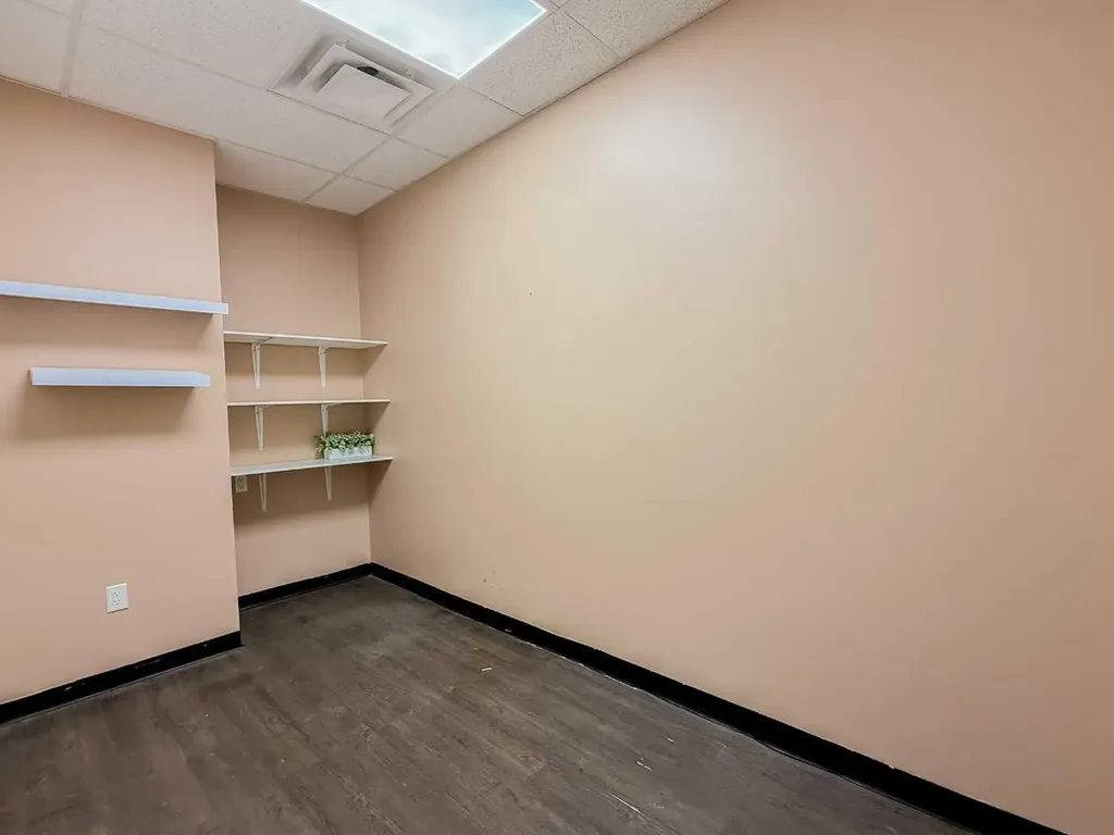 10014 102 Avenue Grande Prairie AB T8V 0Z7