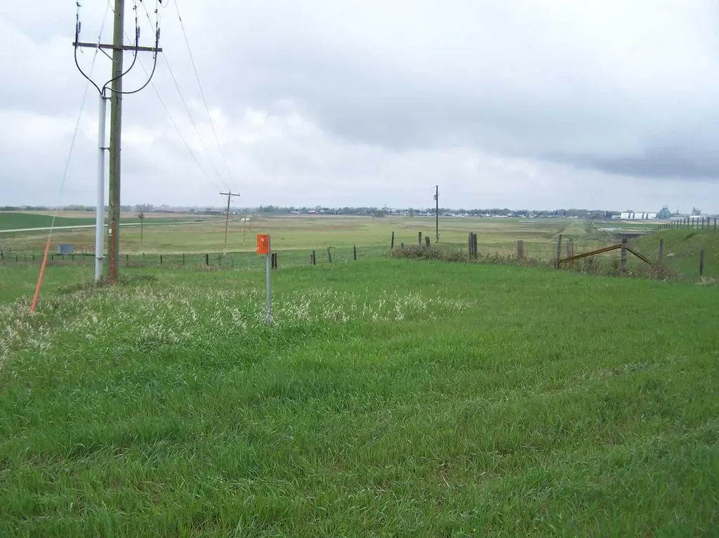 NW-01-28-26-W4 / On Highway 9 And Rge Road 261 Rural Rocky View County AB t0m 0m0