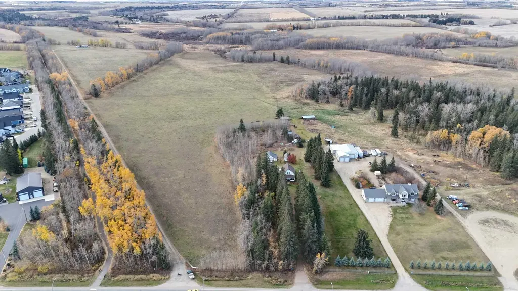 4410 60 Street Sylvan Lake AB T0M 0H0