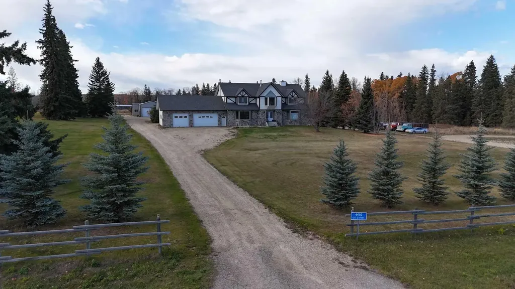 4410 60 Street Sylvan Lake AB T0M 0H0
