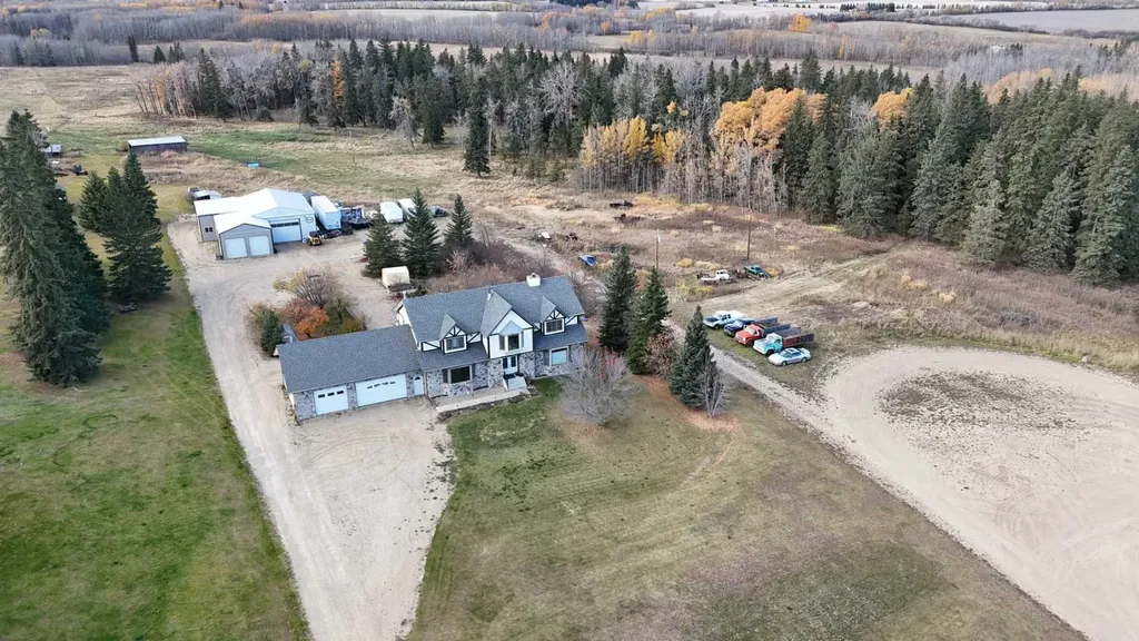 4410 60 Street Sylvan Lake AB T0M 0H0