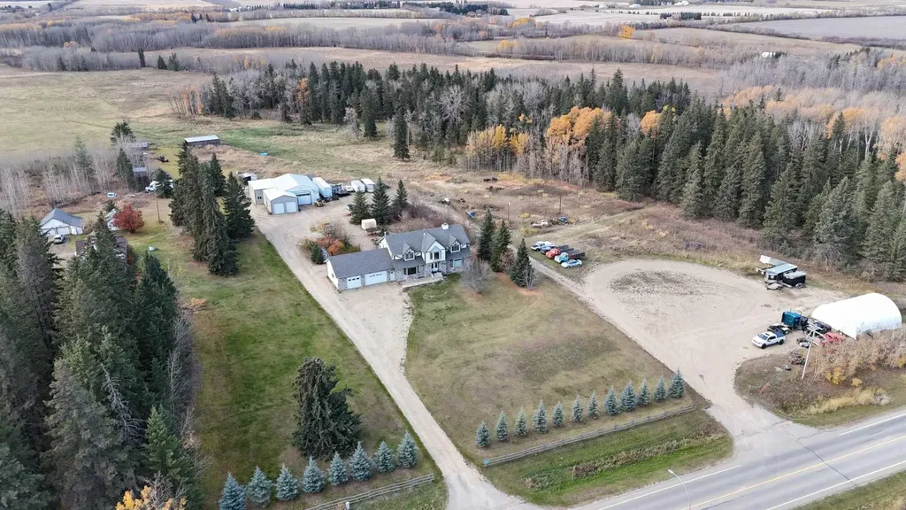 4410 60 Street Sylvan Lake AB T0M 0H0