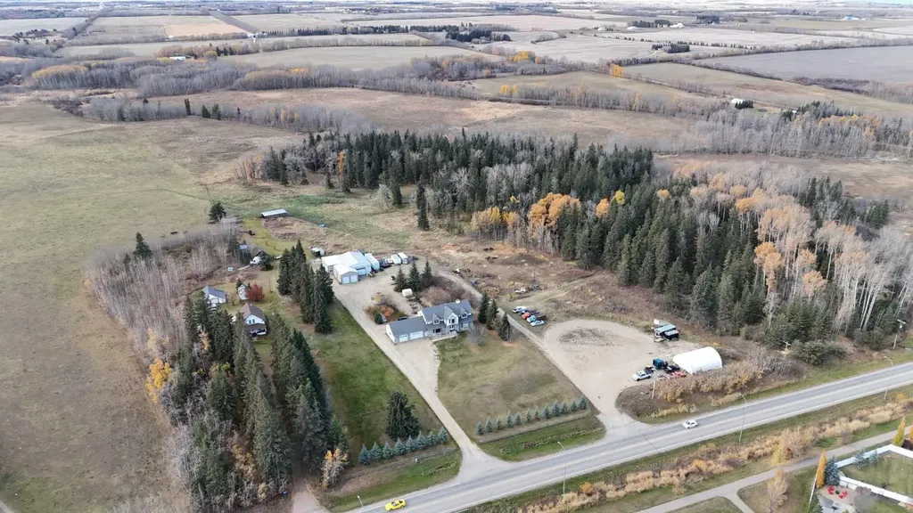 4410 60 Street Sylvan Lake AB T0M 0H0