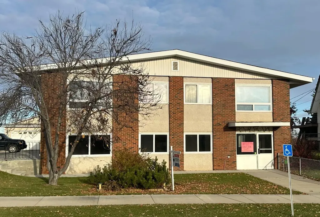 10016 103 Avenue Lac La Biche AB T0A 2C0