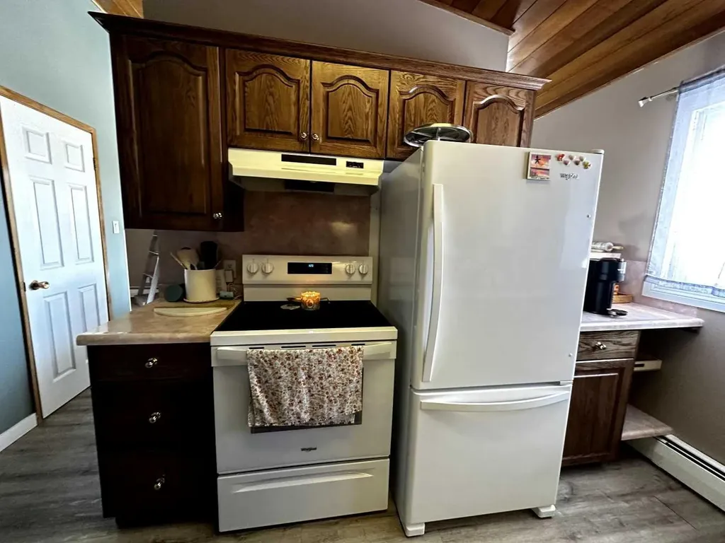 10016 103 Avenue Lac La Biche AB T0A 2C0
