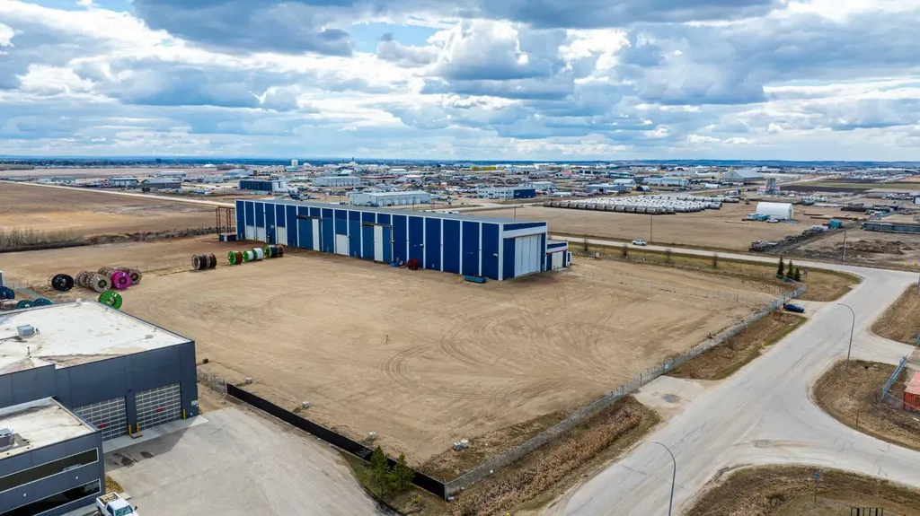 9101 150 Avenue Clairmont AB T8V 2N9