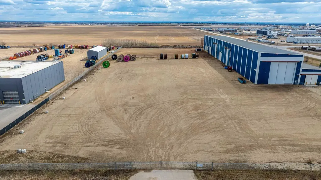 9101 150 Avenue Clairmont AB T8V 2N9