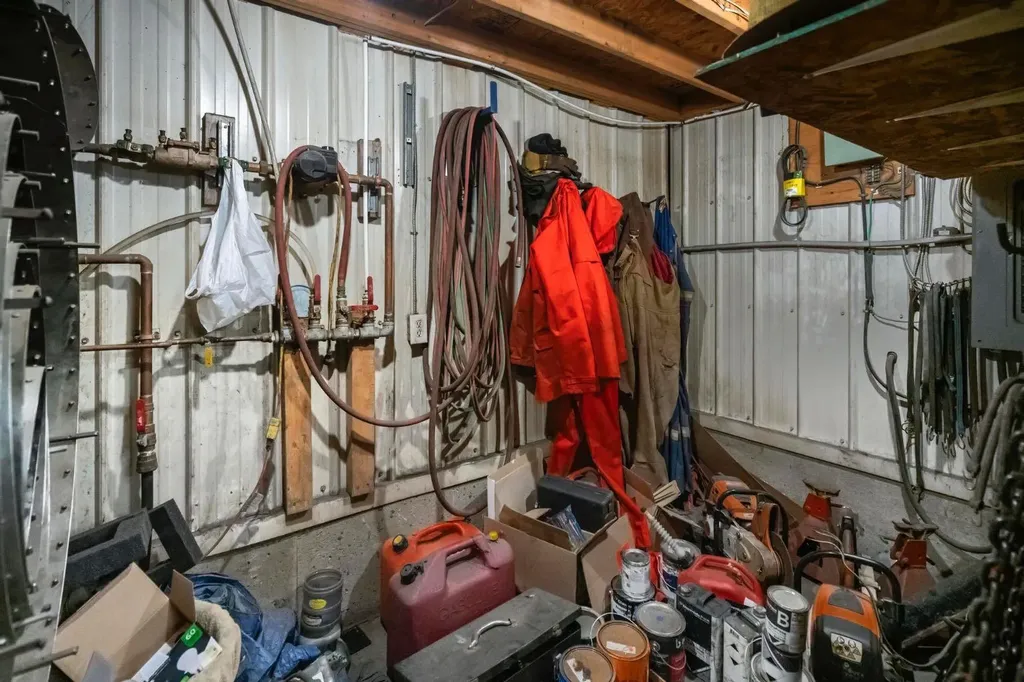 47017 21 Highway Rural Camrose County AB T4V 2M9
