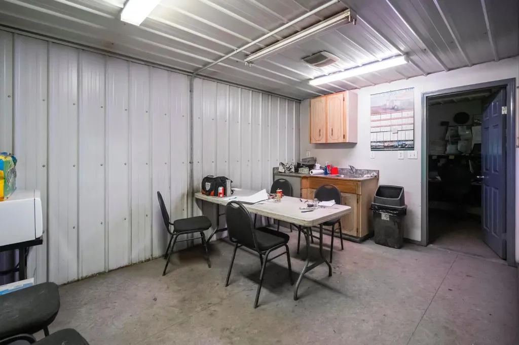 47017 21 Highway Rural Camrose County AB T4V 2M9