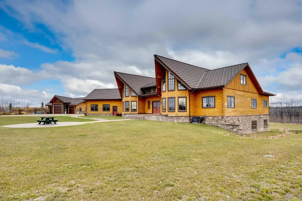 173 Sommer Way Saprae Creek AB T9H5B4