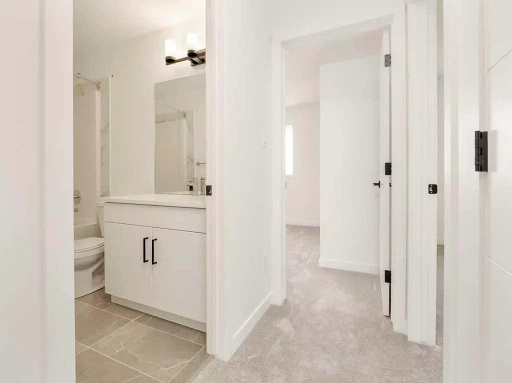 714 Violet Place W Lethbridge AB T1J5V1