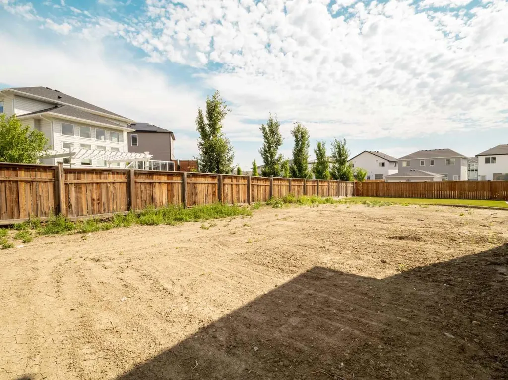 714 Violet Place W Lethbridge AB T1J5V1