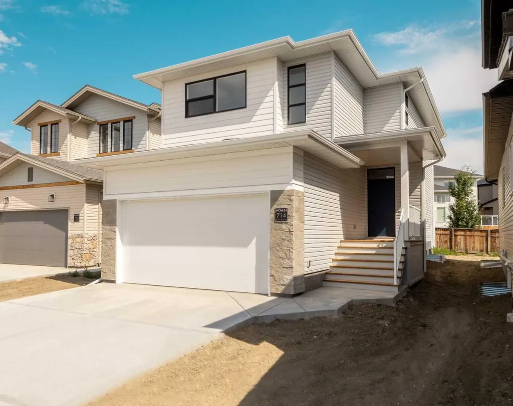 714 Violet Place W Lethbridge AB T1J5V1