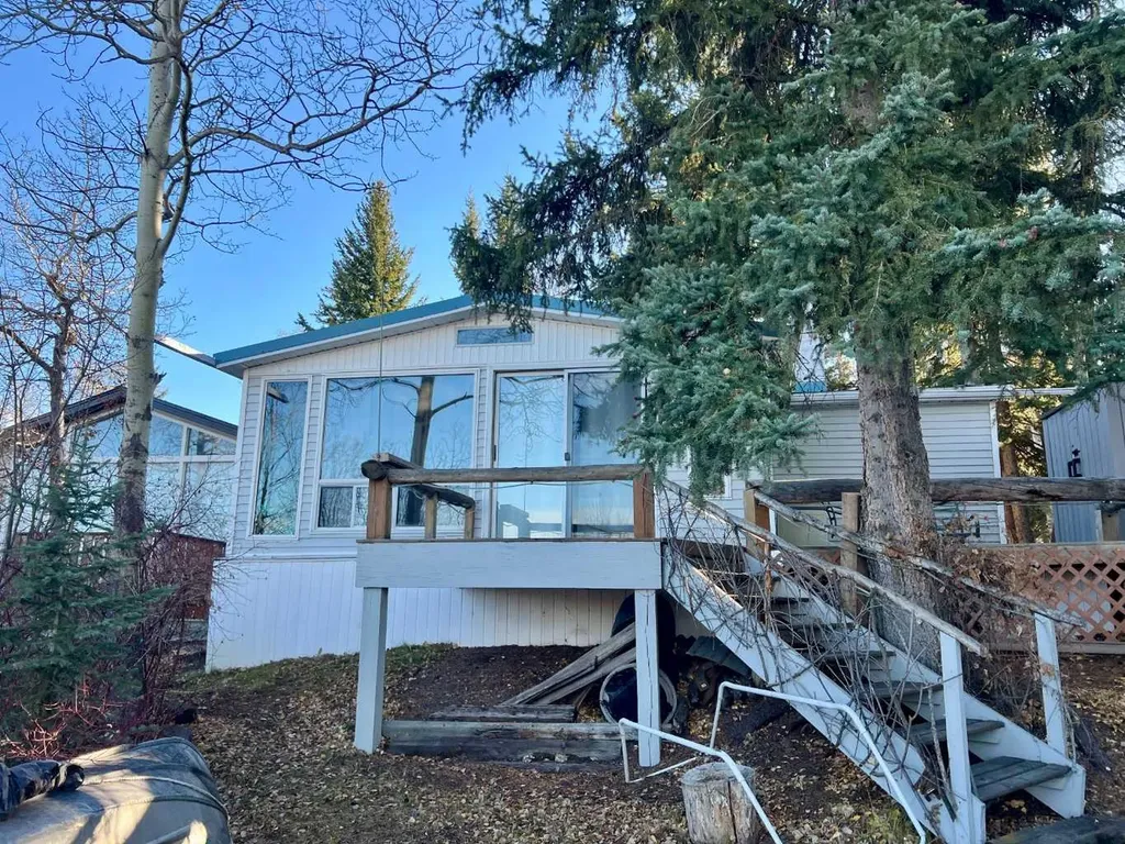 4 Lee Lake Road Rural Pincher Creek No. 9 M.d. Of AB T0K 1W0