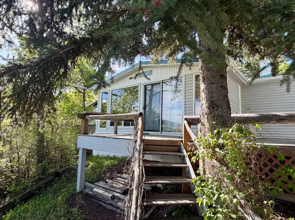 4 Lee Lake Road Rural Pincher Creek No. 9 M.d. Of AB T0K 1W0