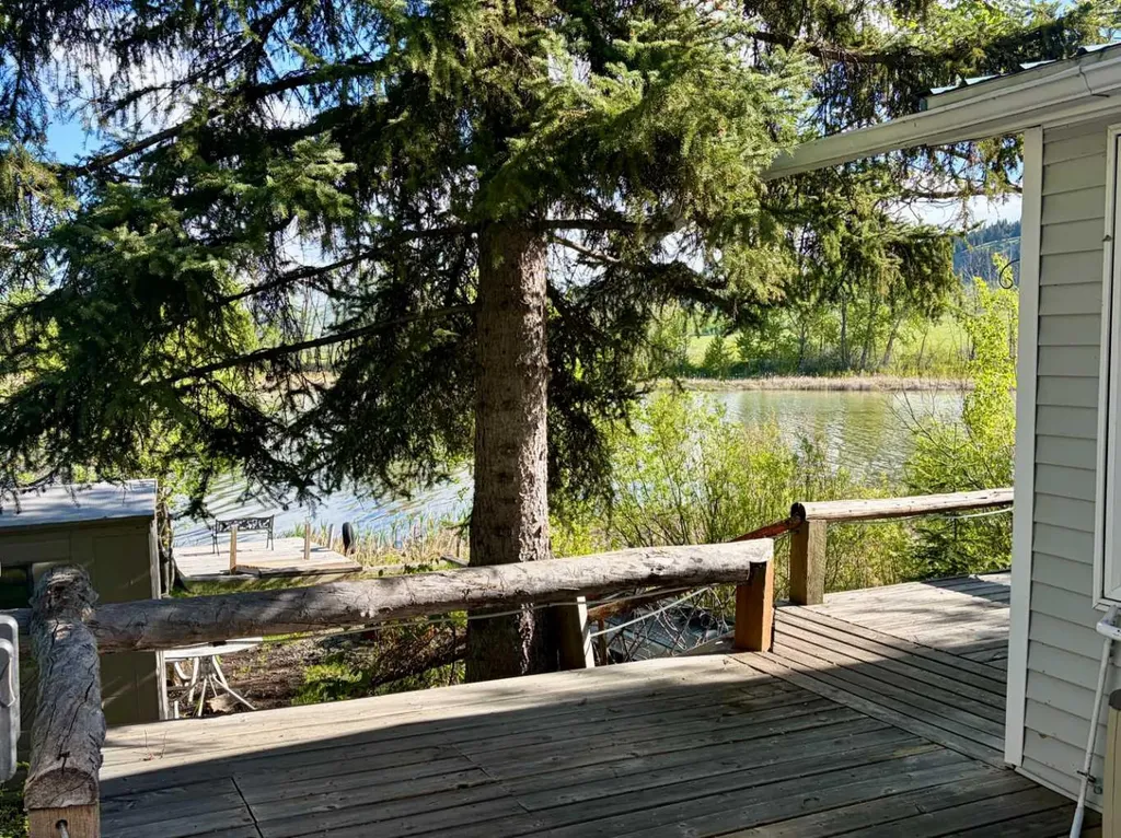 4 Lee Lake Road Rural Pincher Creek No. 9 M.d. Of AB T0K 1W0