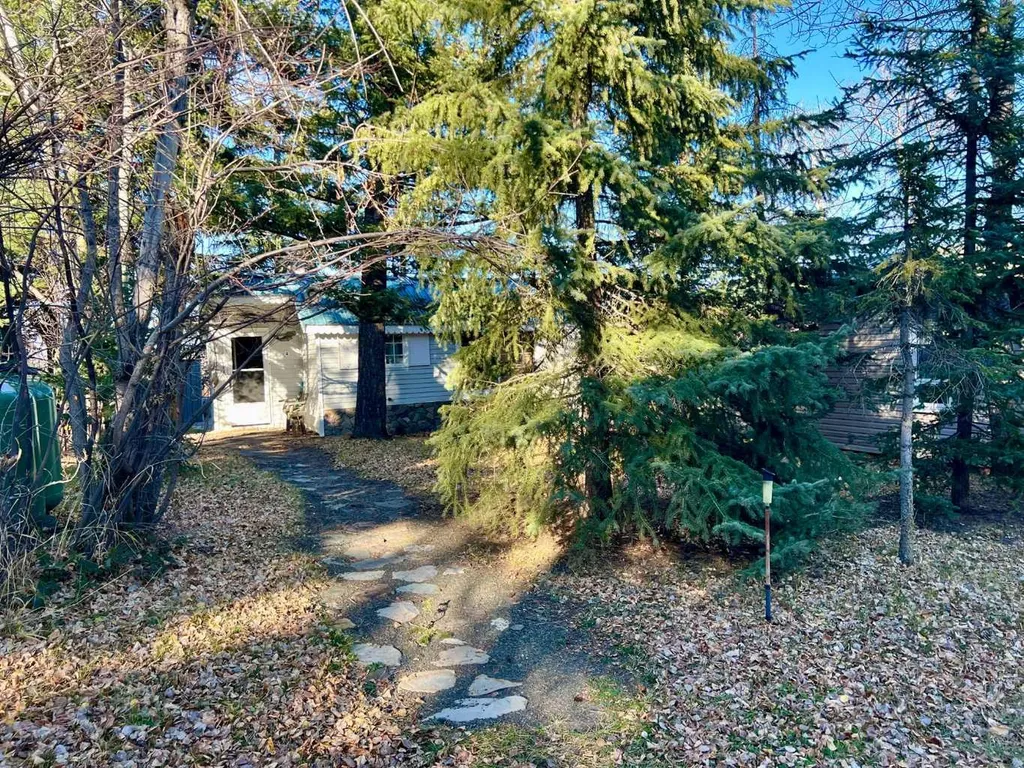 4 Lee Lake Road Rural Pincher Creek No. 9 M.d. Of AB T0K 1W0