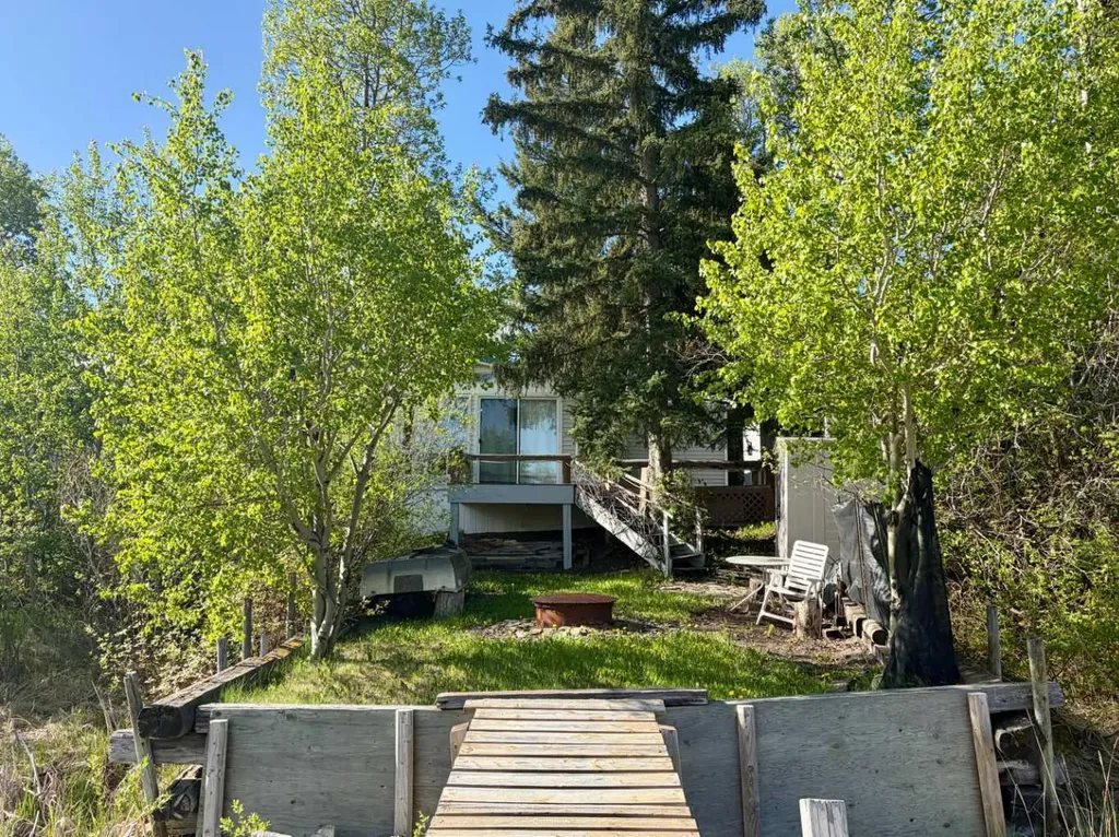 4 Lee Lake Road Rural Pincher Creek No. 9 M.d. Of AB T0K 1W0