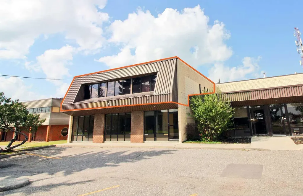 2182 39 Avenue NE Calgary AB T2E 6P7