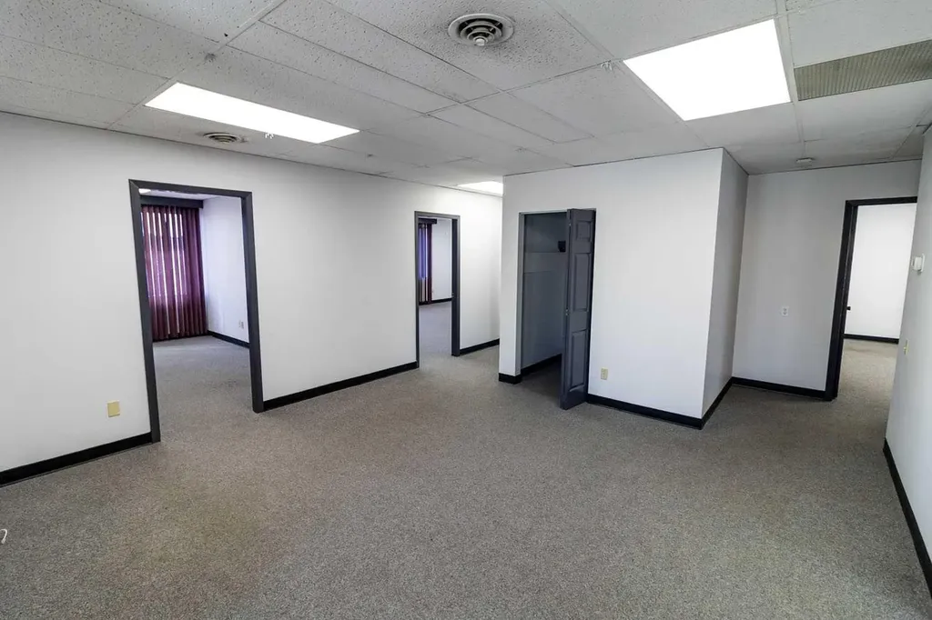 2182 39 Avenue NE Calgary AB T2E 6P7