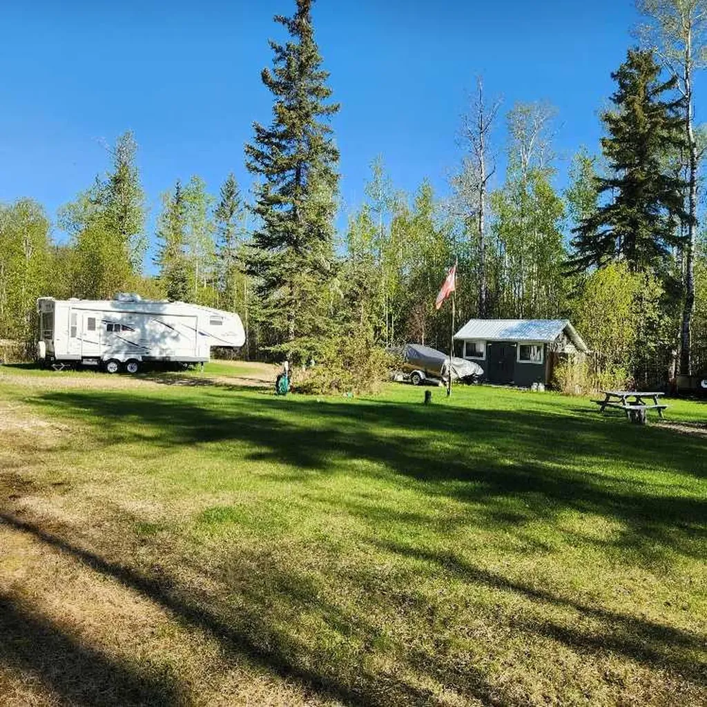 3 2nd Street Key Cove Drive S Joussard AB T0G 1J0