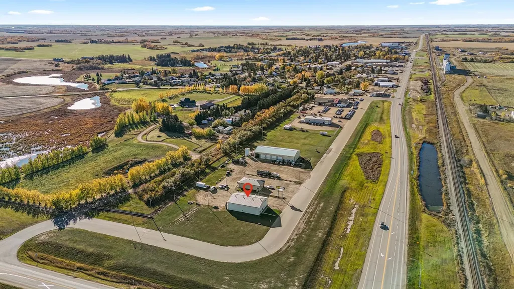 4205 51 A Street Killam AB T0B2L0