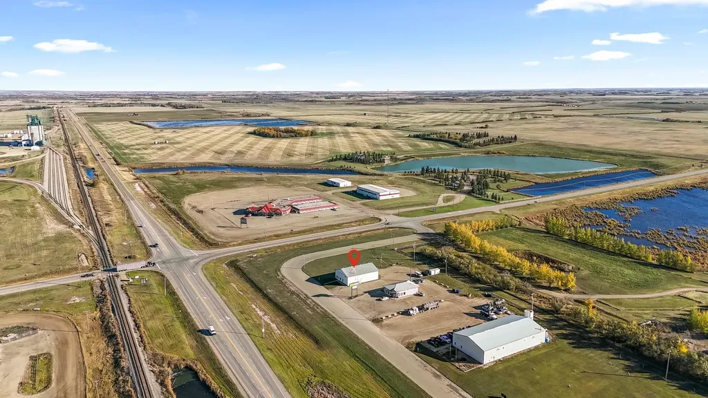 4205 51 A Street Killam AB T0B2L0