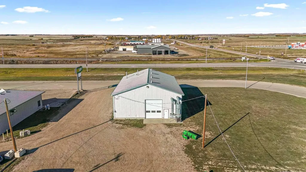 4205 51 A Street Killam AB T0B2L0