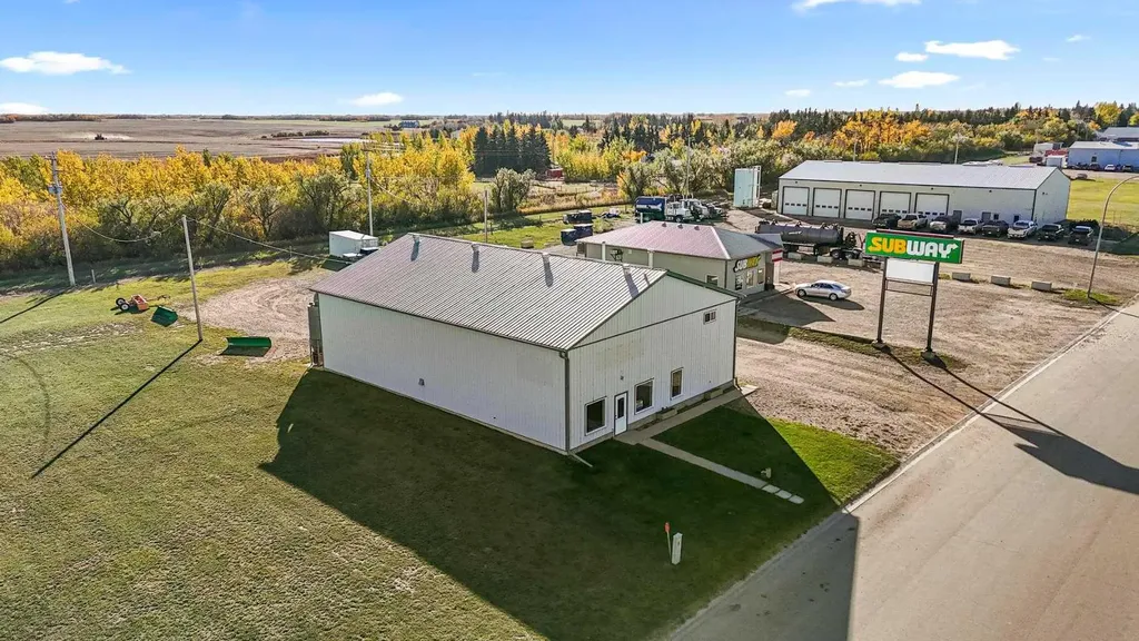 4205 51 A Street Killam AB T0B2L0