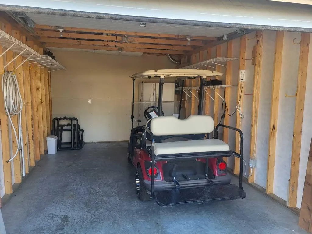10032 Township Road 422 Rural Ponoka County AB T4J 1V9