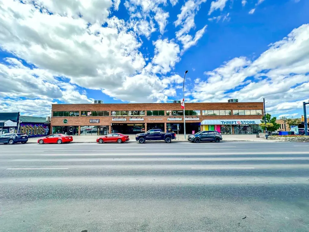 125 Main Street N Airdrie AB T4B 0R8