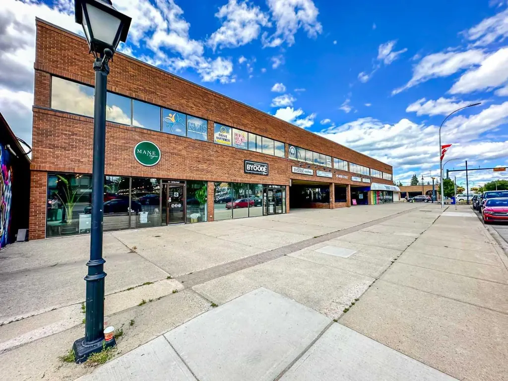 125 Main Street N Airdrie AB T4B 0R8