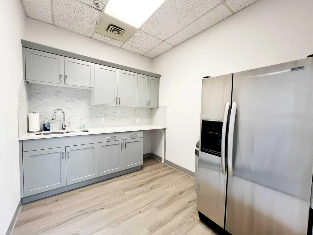 1111 Kingsway Avenue SE Medicine Hat AB T1A 2Y1