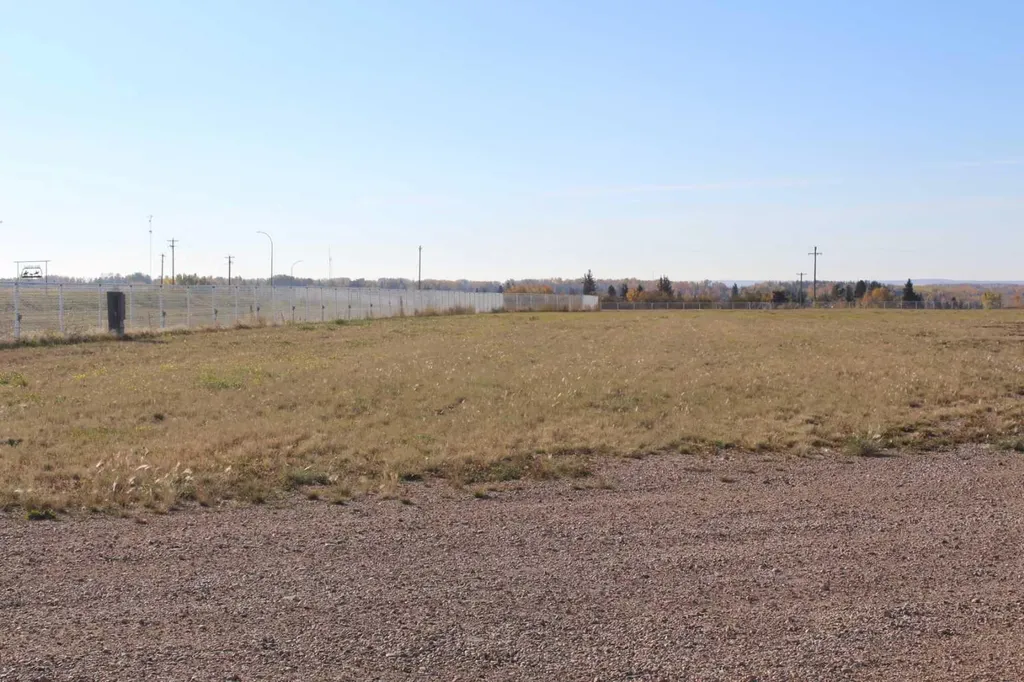 902 Main Street Manning AB T0H 2M0