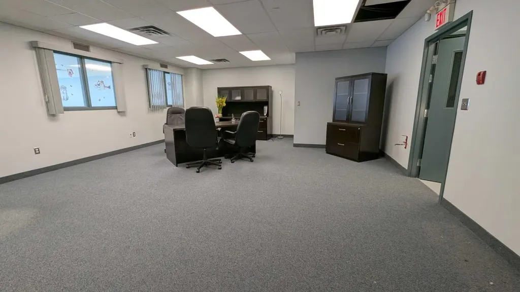 5712 48 Avenue Camrose AB T4V 0T6