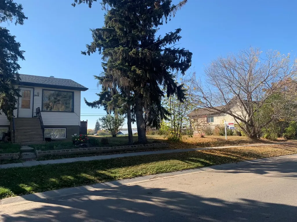10415 101b Avenue Lac La Biche AB T0A 2C0
