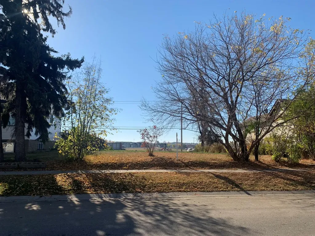 10415 101b Avenue Lac La Biche AB T0A 2C0