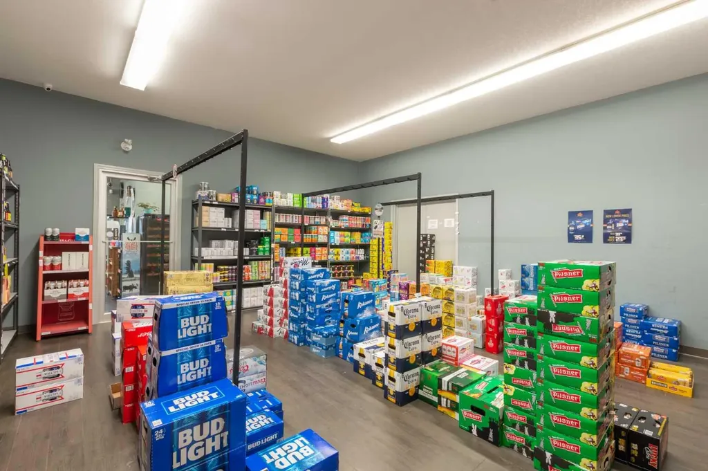 5922 50 Avenue Stettler AB T0C 2L2