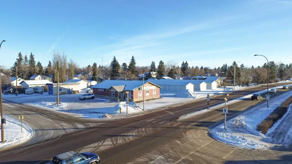 5922 50 Avenue Stettler AB T0C 2L2