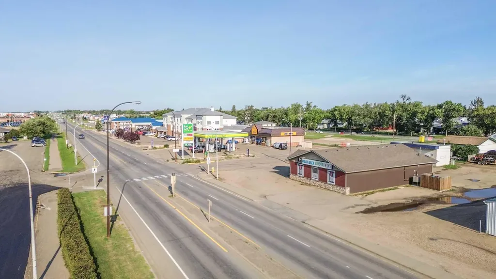 5922 50 Avenue Stettler AB T0C 2L2