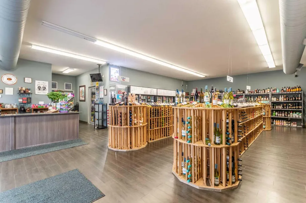 5922 50 Avenue Stettler AB T0C 2L2