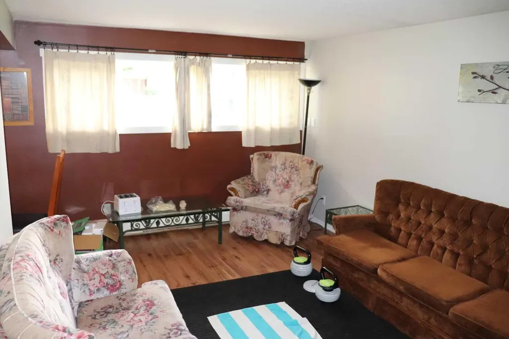 506 41 Street Edson AB T7E 1A2